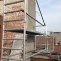 de steiger die gebouwd moest worden.